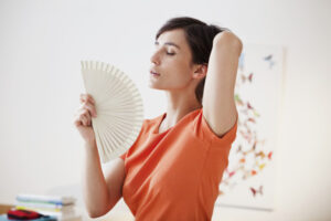 Cost Lady Hot Summer Air Shutterstock 173818979 (3)