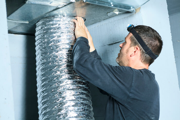 Early Spring is a Great Time to Schedule Duct Cleaning Service